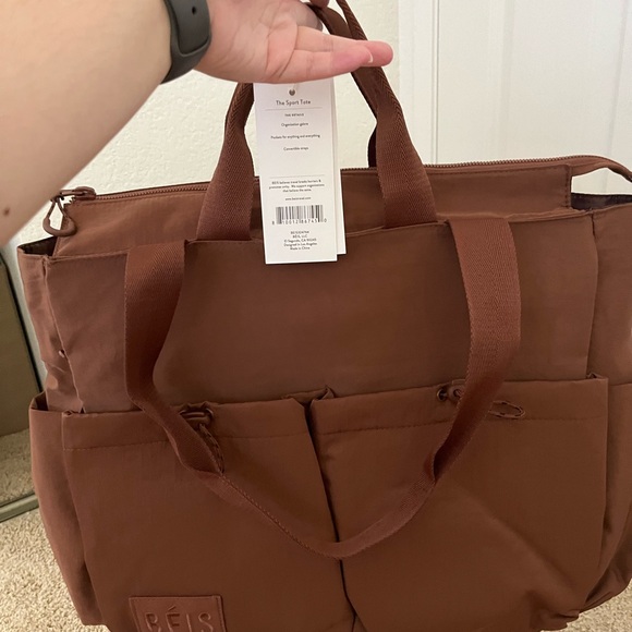 NWT BEIS Sports Carryall Bag in Maple - Picture 10 of 11